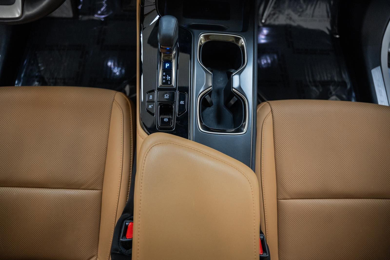 Used 2022 Lexus NX 350h AWD image 32