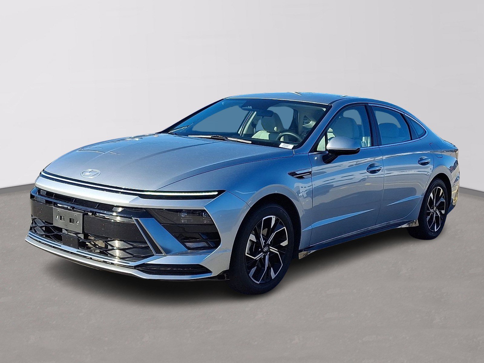 Used 2024 Hyundai Sonata SEL FWD image 3