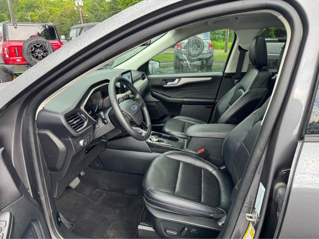 Certified 2021 Ford Escape SEL AWD/4WD image 10