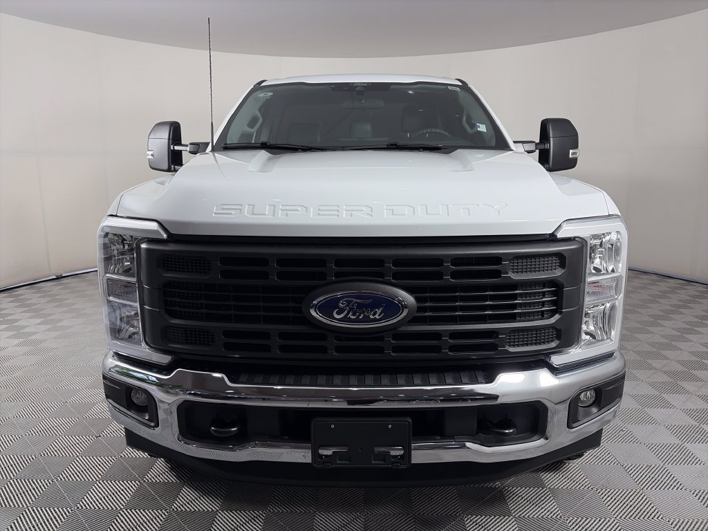 Certified 2025 Ford F250 XL AWD/4WD image 2