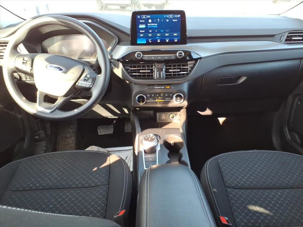 Certified 2025 Ford Escape Active AWD/4WD image 12