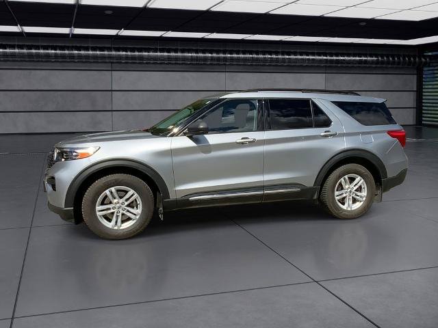 Certified 2022 Ford Explorer XLT w/ Class IV Trailer Tow Package AWD/4WD image 9