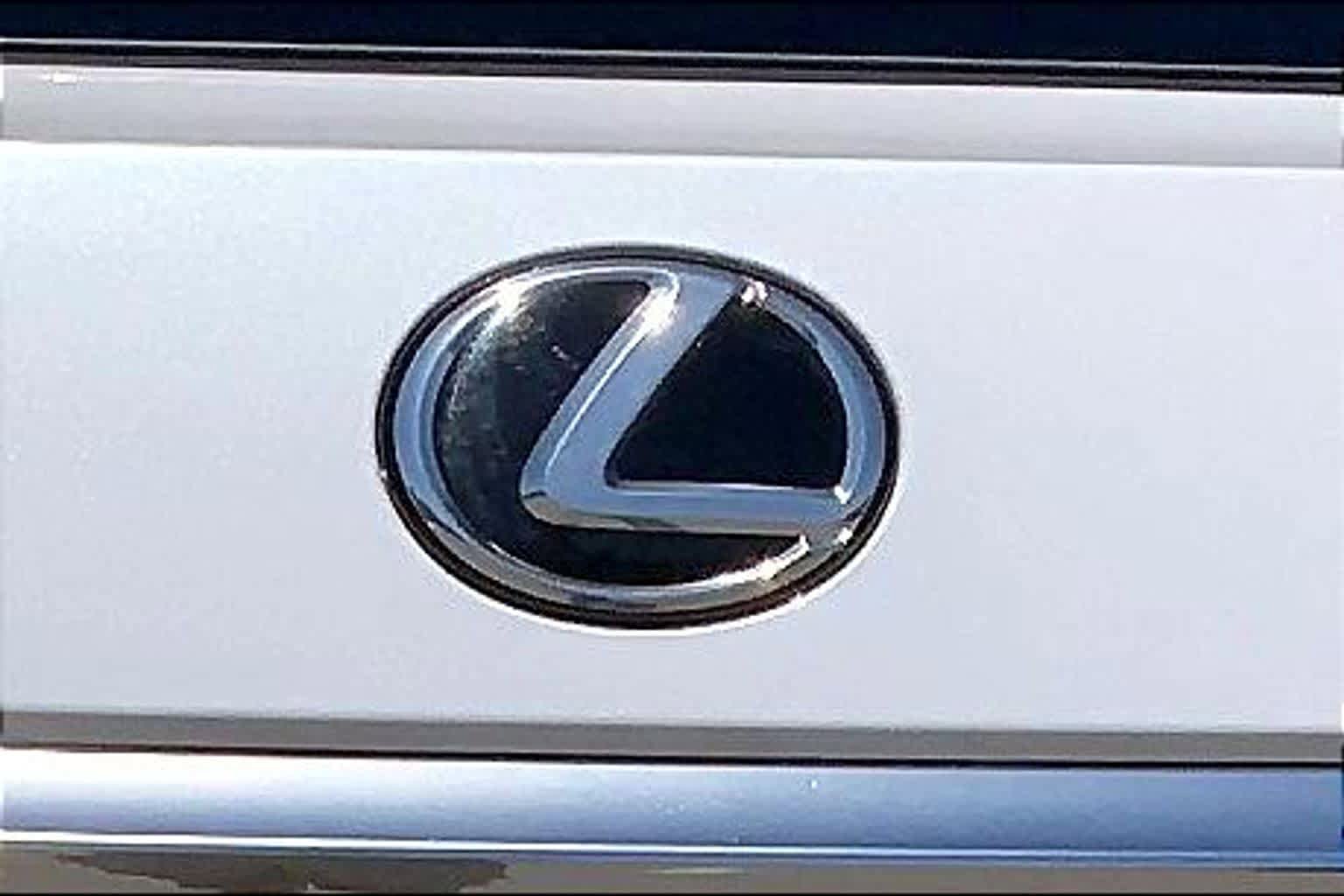 Used 2020 Lexus RX 350 FWD w/ Accessory Package image 31