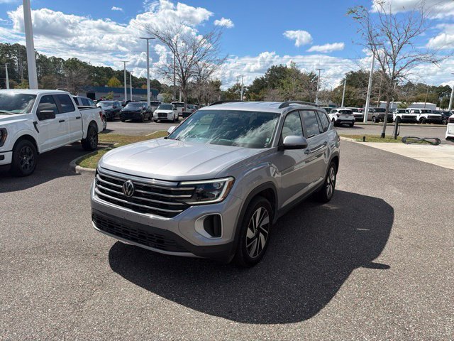 Used 2025 Volkswagen Atlas SE AWD/4WD image 11