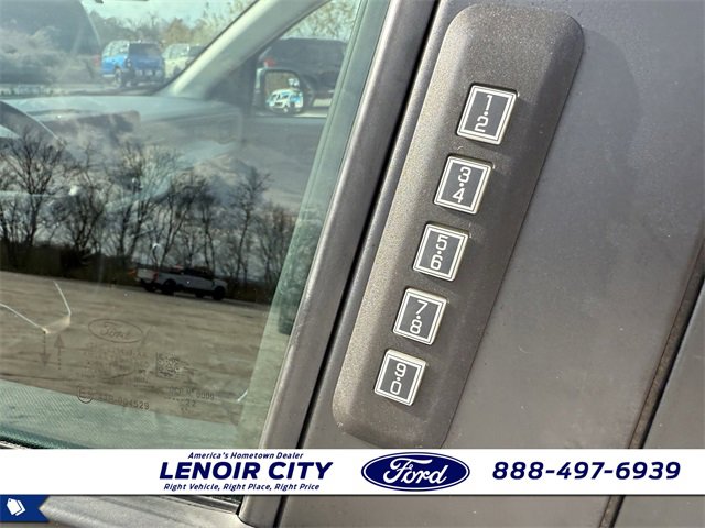 Certified 2022 Ford Maverick Lariat image 18