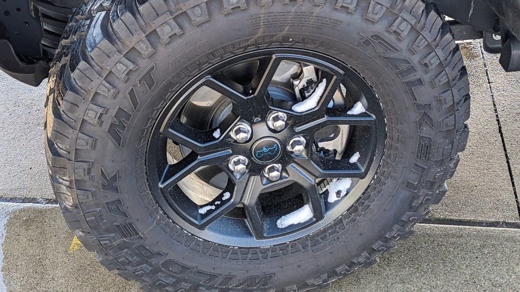 Used 2025 Jeep Wrangler Willys 4xe image 10