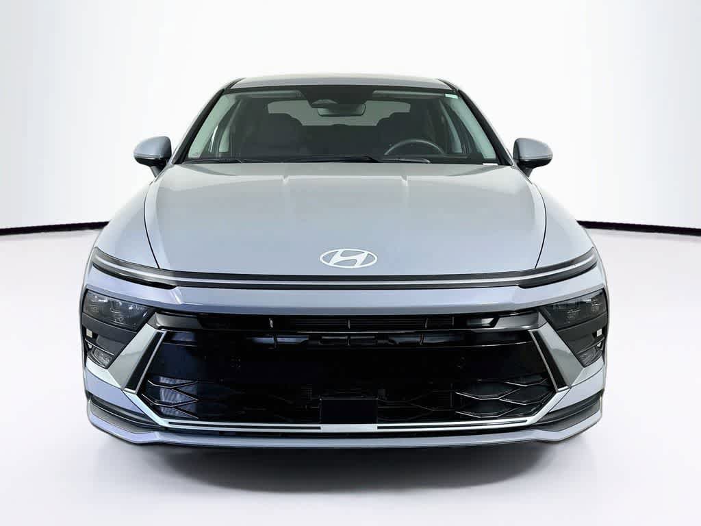 Used 2025 Hyundai Sonata SE FWD image 8