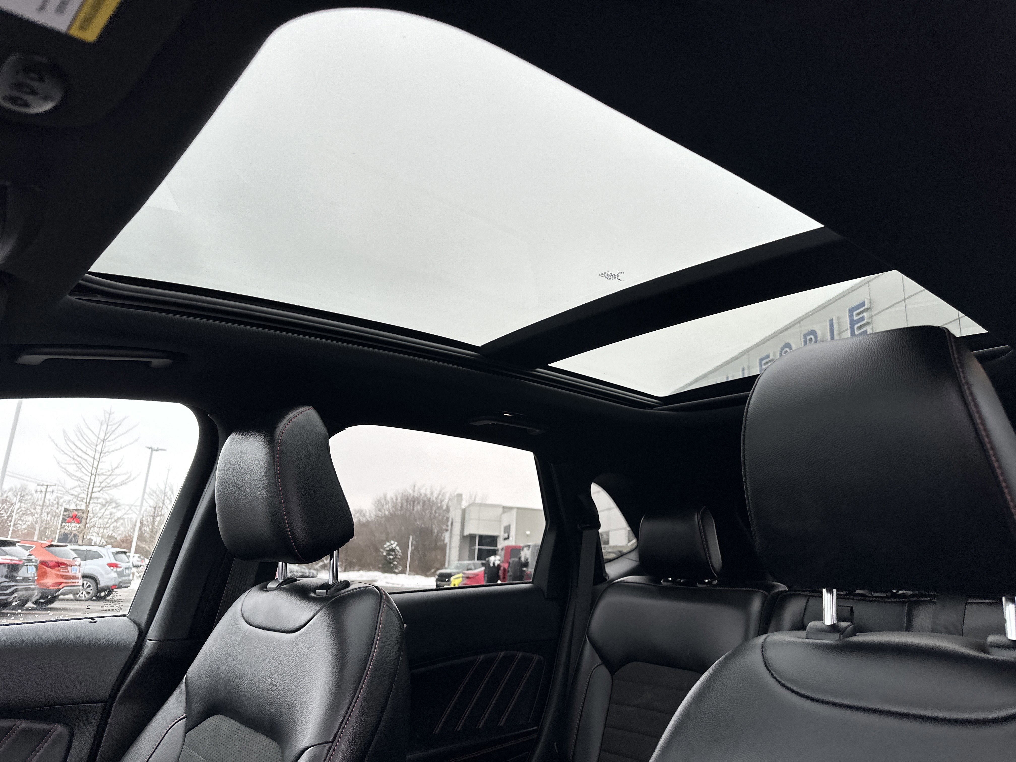 Certified 2024 Ford Edge ST-Line w/ Class II Trailer Tow Package image 26