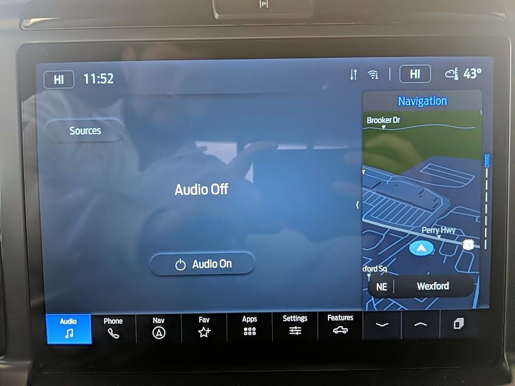 Certified 2025 Ford F150 Lariat w/ Equipment Group 501A Mid AWD/4WD image 20