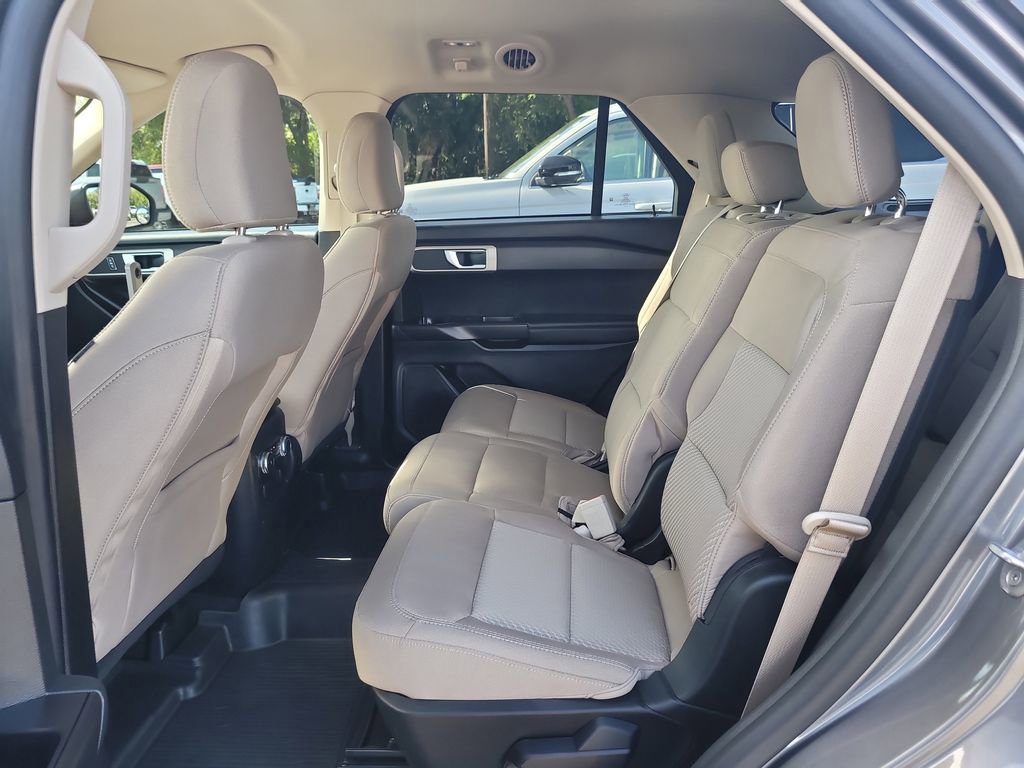 Certified 2021 Ford Explorer 2WD image 10