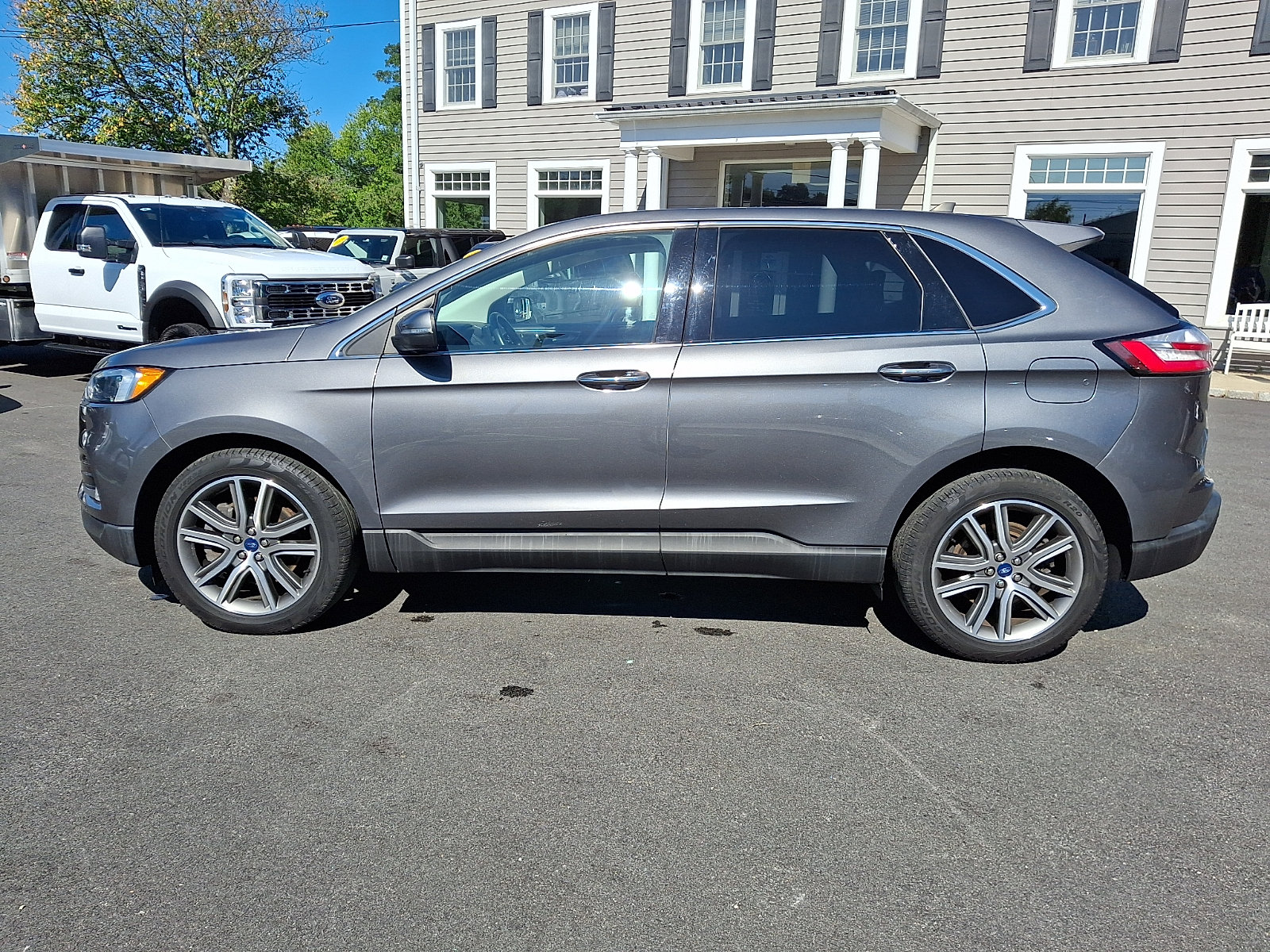 Certified 2022 Ford Edge Titanium AWD/4WD image 8