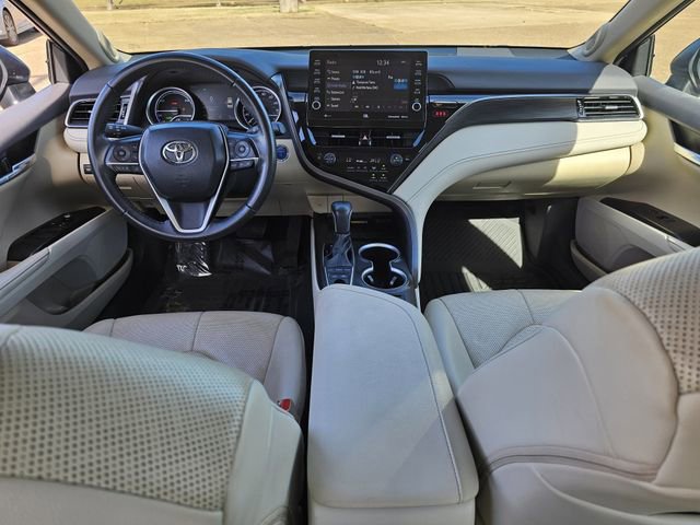 Used 2023 Toyota Camry XLE image 8