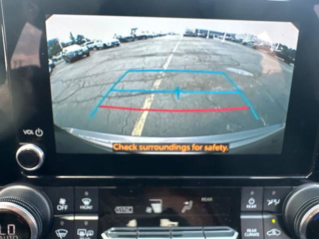 Used 2023 Toyota Highlander L FWD image 17