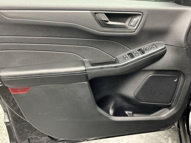 Certified 2025 Ford Escape Active AWD/4WD image 7