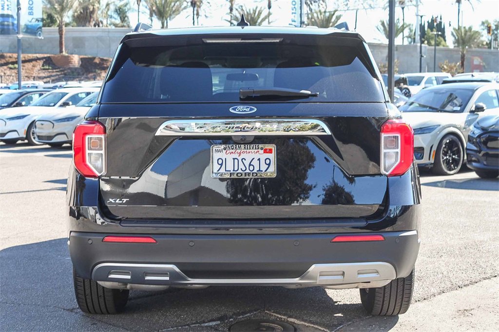 Certified 2023 Ford Explorer XLT w/ Equipment Group 202A image 9
