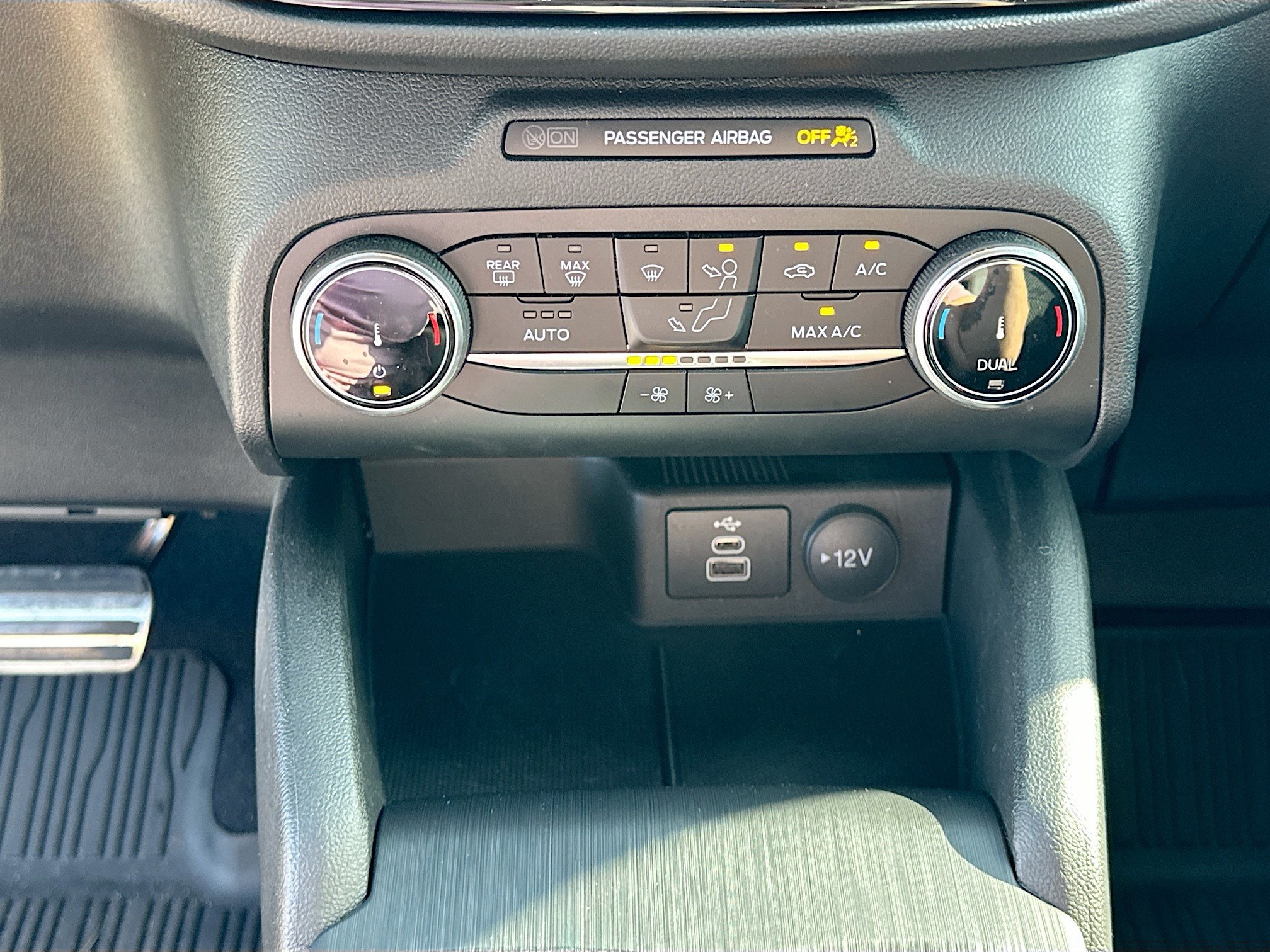 Certified 2024 Ford Escape ST-Line FWD image 15