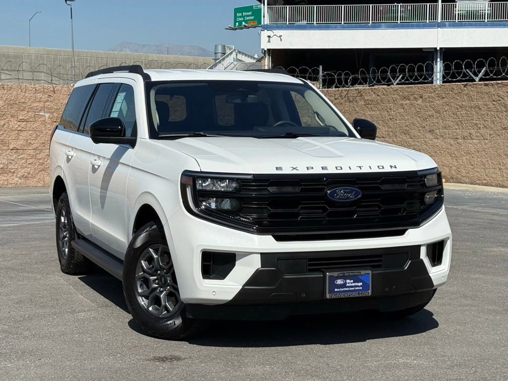 Certified 2025 Ford Expedition Active video 2