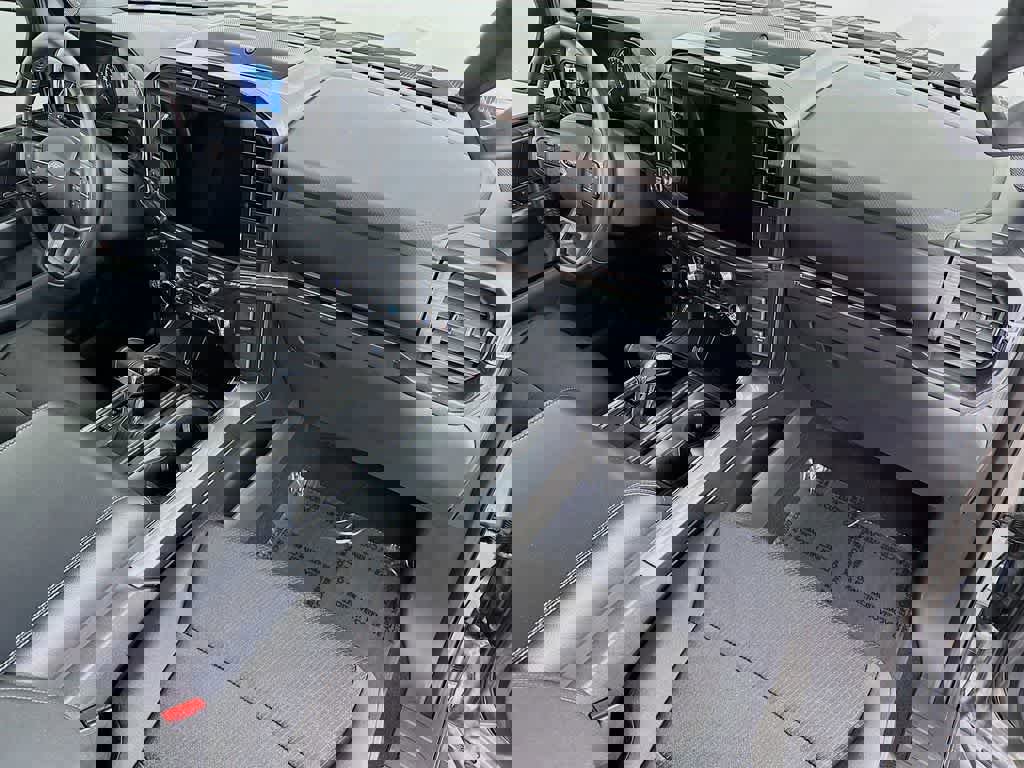 Certified 2022 Ford F150 XLT w/ Equipment Group 302A High image 34