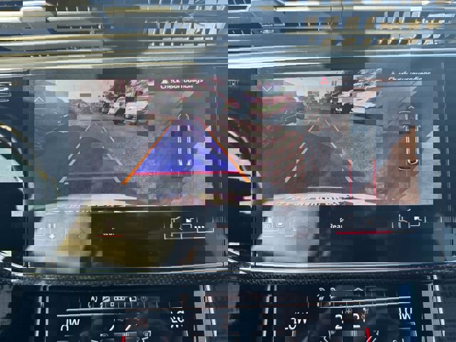 Used 2021 Audi SQ7 Premium Plus w/ Driver Assistance Package image 15