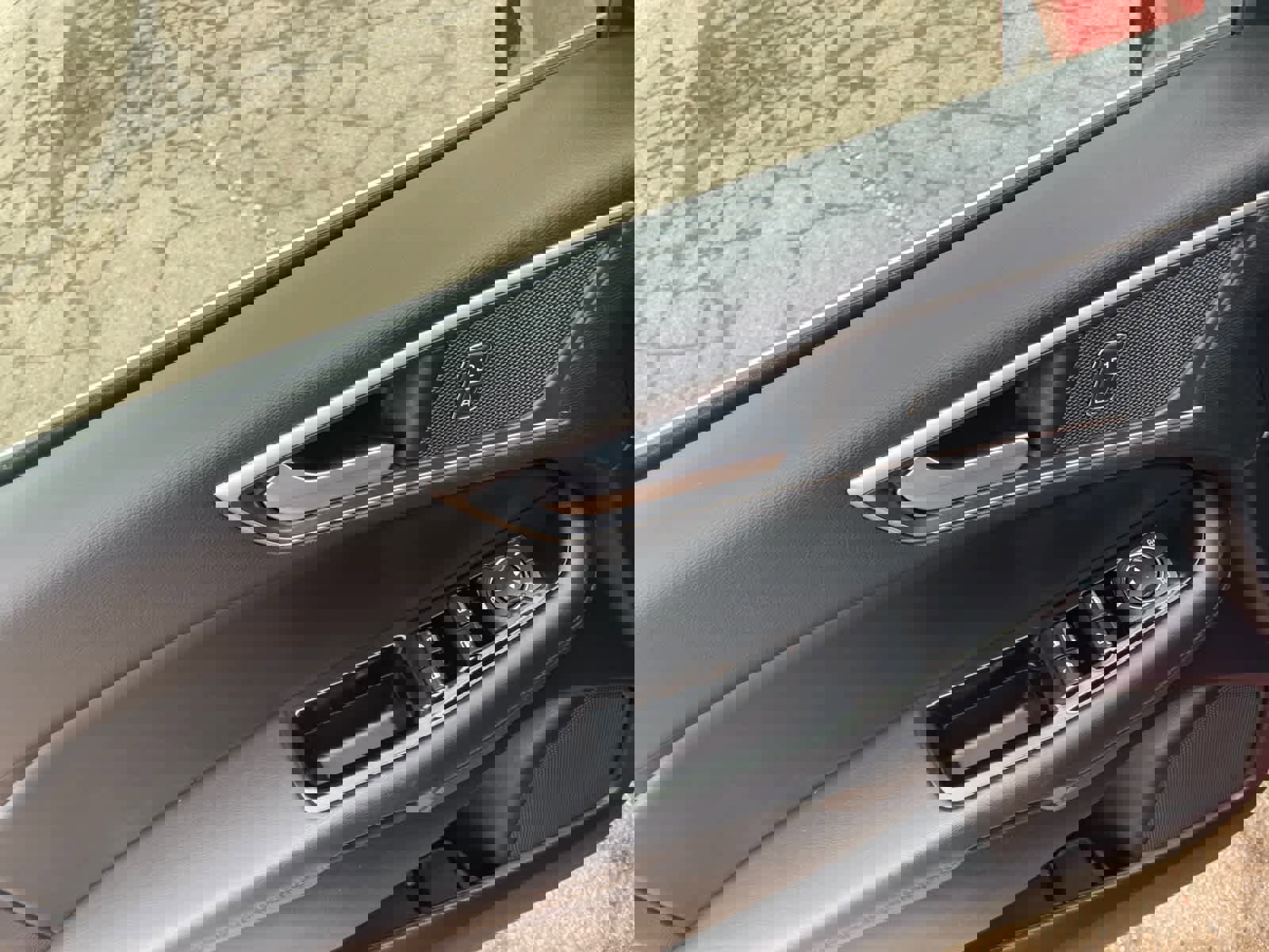 Certified 2020 Ford Edge SEL w/ Convenience Package image 10