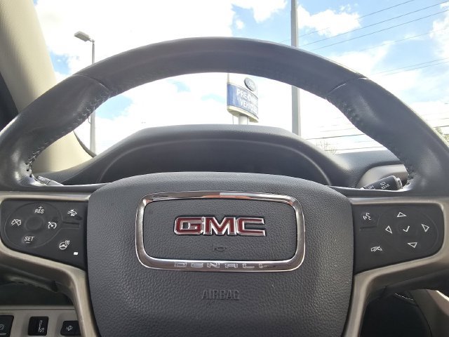 Used 2021 GMC Acadia Denali w/ Denali Ultimate Package AWD/4WD image 32