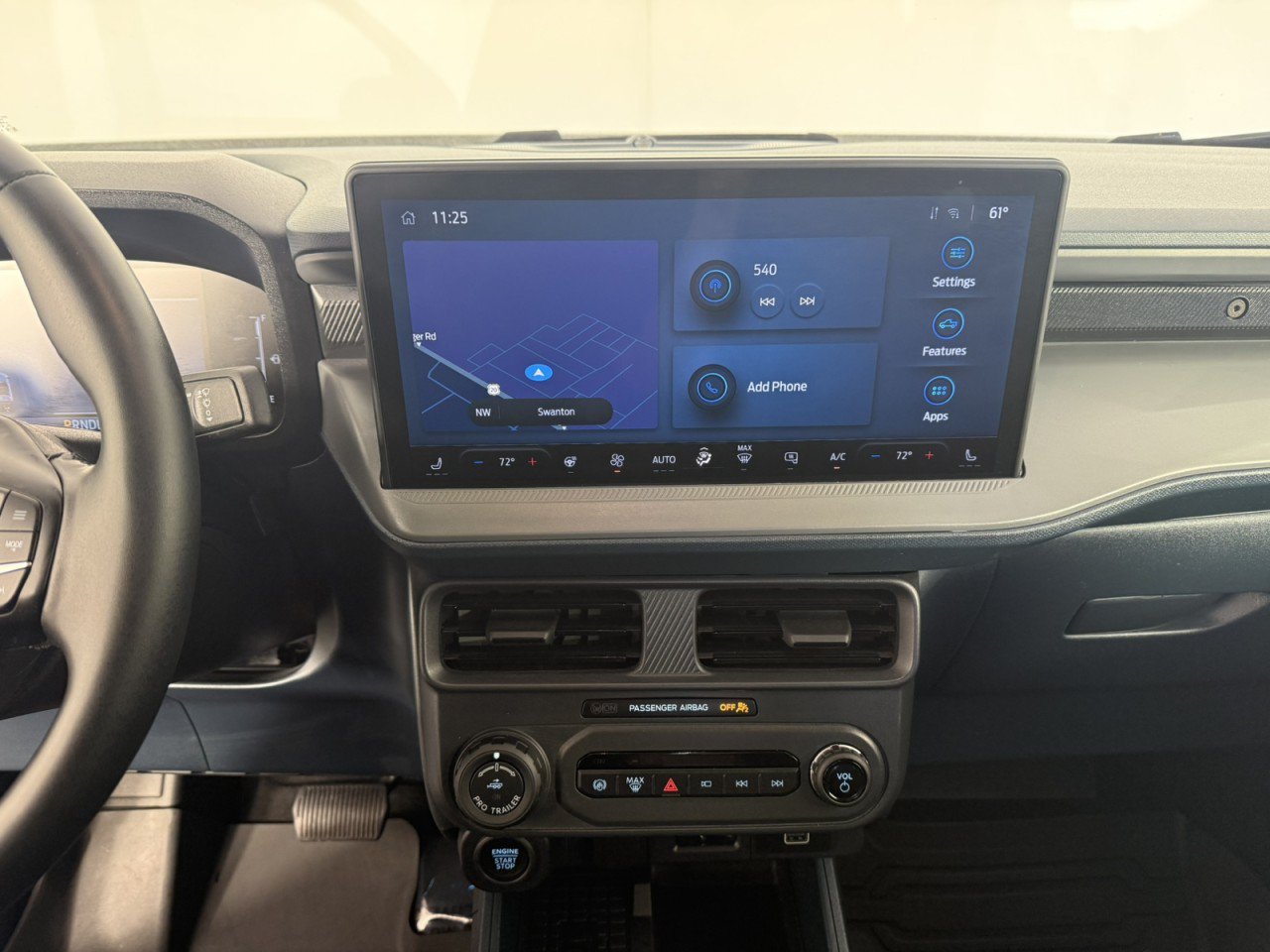 Certified 2025 Ford Maverick Lariat w/ Black Appearance Package AWD/4WD image 18