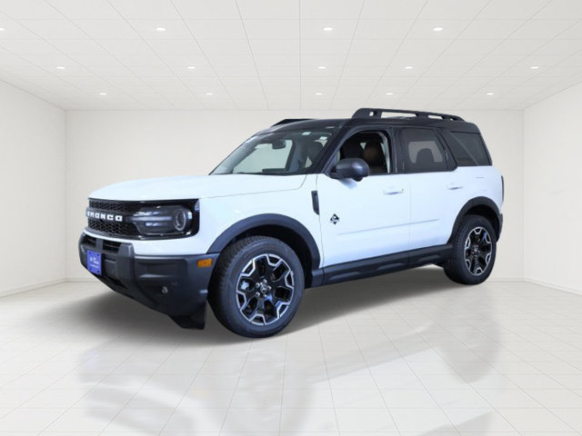 Certified 2025 Ford Bronco Sport Outer Banks w/ Outer Banks Tech Package+ AWD/4WD image 2