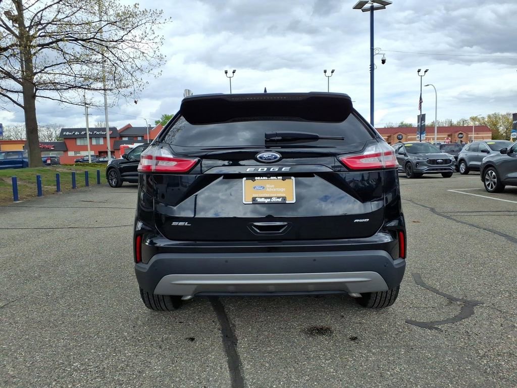 Certified 2023 Ford Edge SEL w/ Convenience Package AWD/4WD image 7