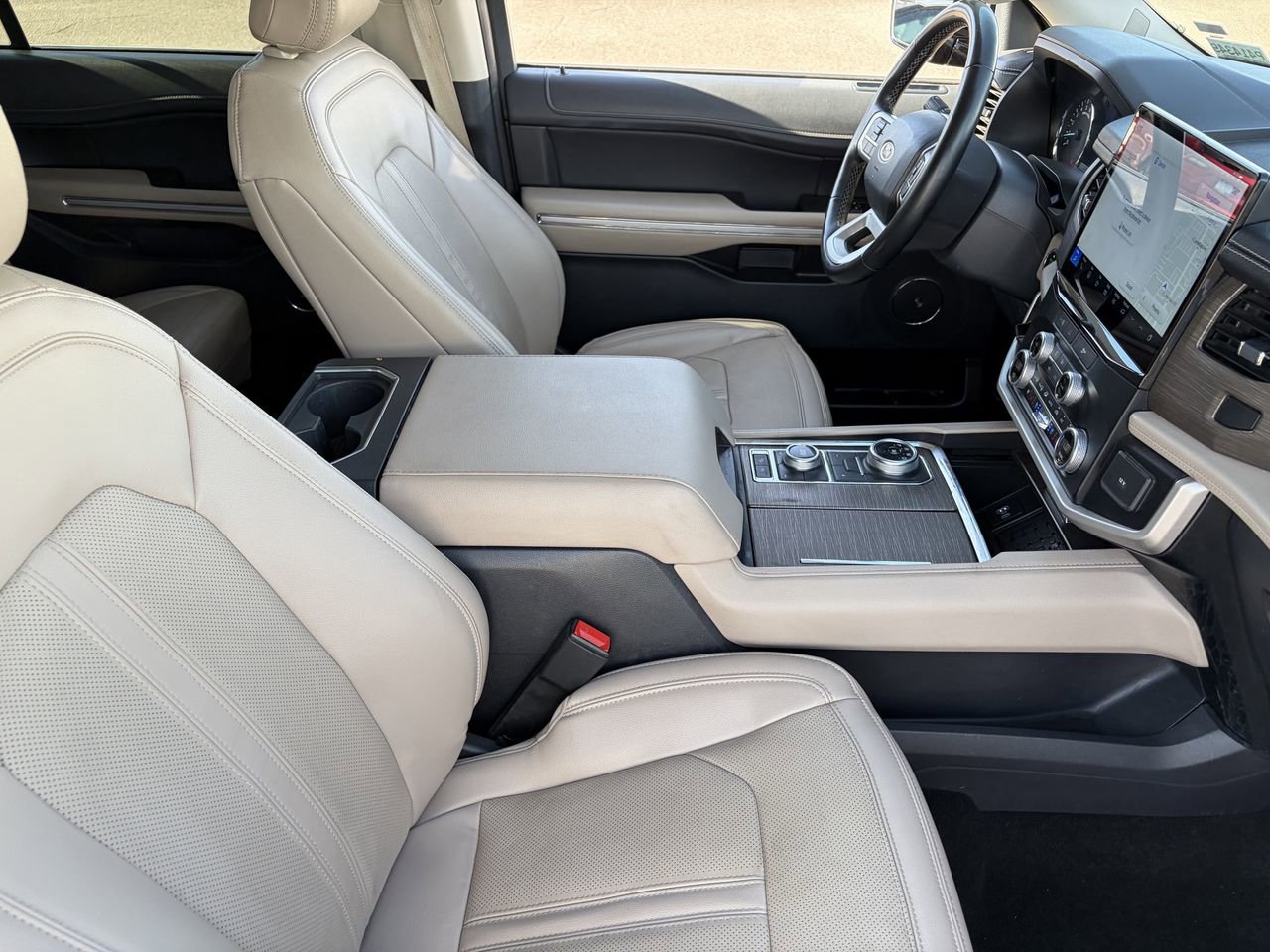 Certified 2024 Ford Expedition Limited AWD/4WD image 10