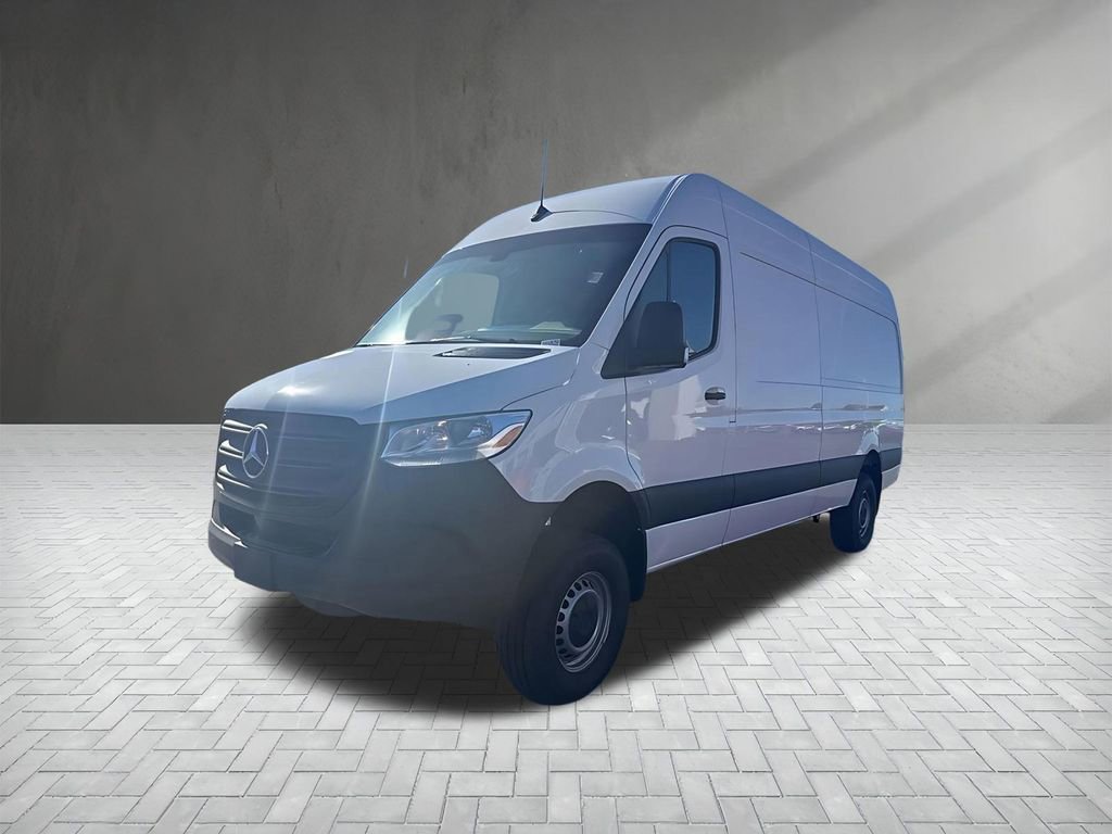 Used 2025 Mercedes-Benz Sprinter 2500 image 3