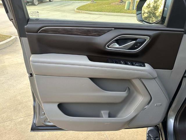 Used 2022 Chevrolet Tahoe Z71 w/ Luxury Package image 23