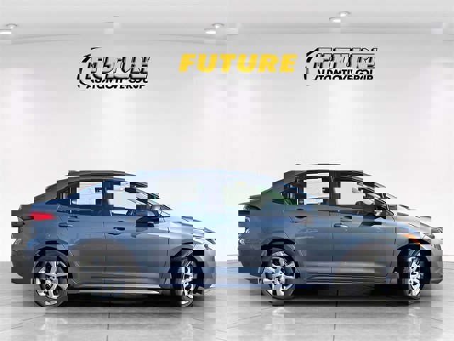 Used 2024 Toyota Corolla LE image 3