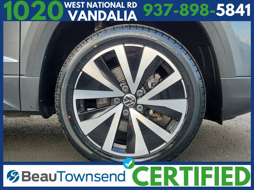Used 2024 Volkswagen Taos SE image 9