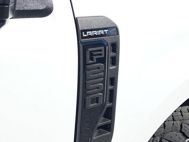 Certified 2023 Ford F250 Lariat w/ Lariat Ultimate Package image 8