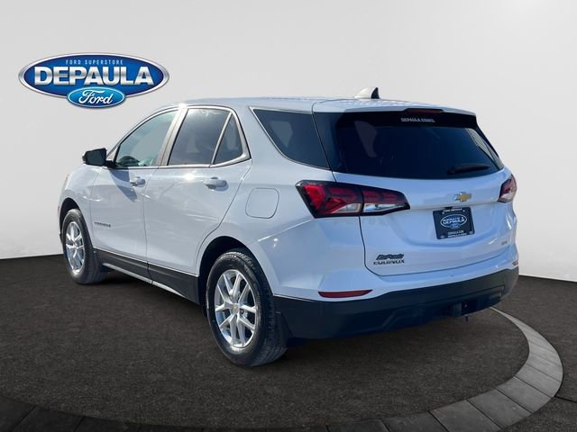 Used 2023 Chevrolet Equinox LS w/ LS Convenience Package image 4