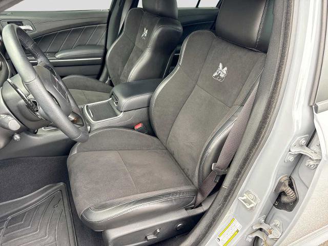 Used 2022 Dodge Charger Scat Pack w/ Dynamics Package RWD image 16
