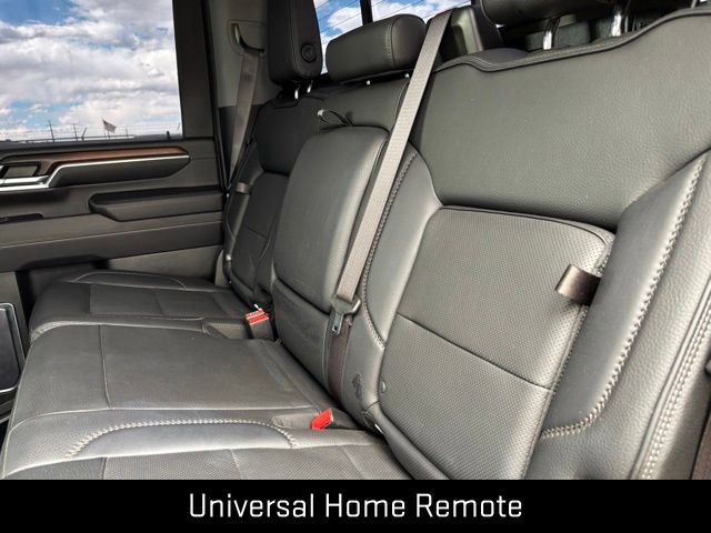 Used 2024 GMC Sierra 3500 Denali AWD/4WD image 19