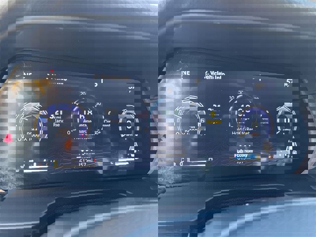 Used 2023 Jeep Grand Cherokee L Laredo image 7