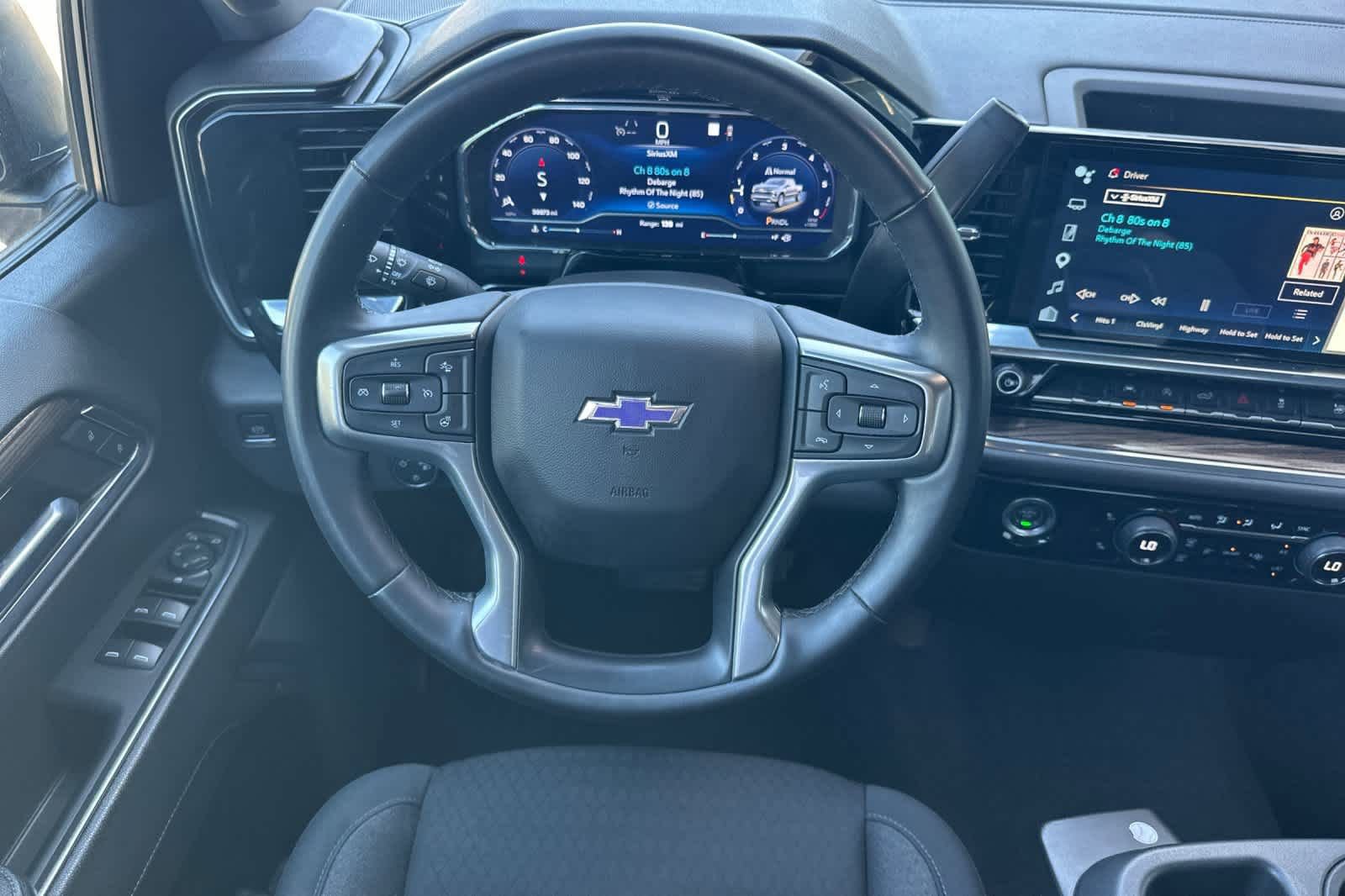 Used 2023 Chevrolet Silverado 1500 LT image 14