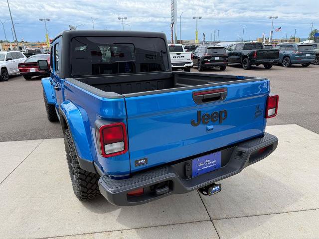 Used 2023 Jeep Gladiator Sport AWD/4WD image 5