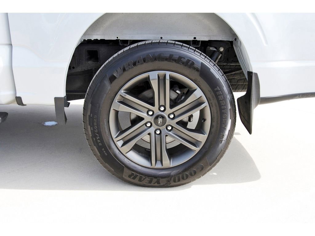 Certified 2022 Ford F150 XLT w/ Equipment Group 302A High image 31