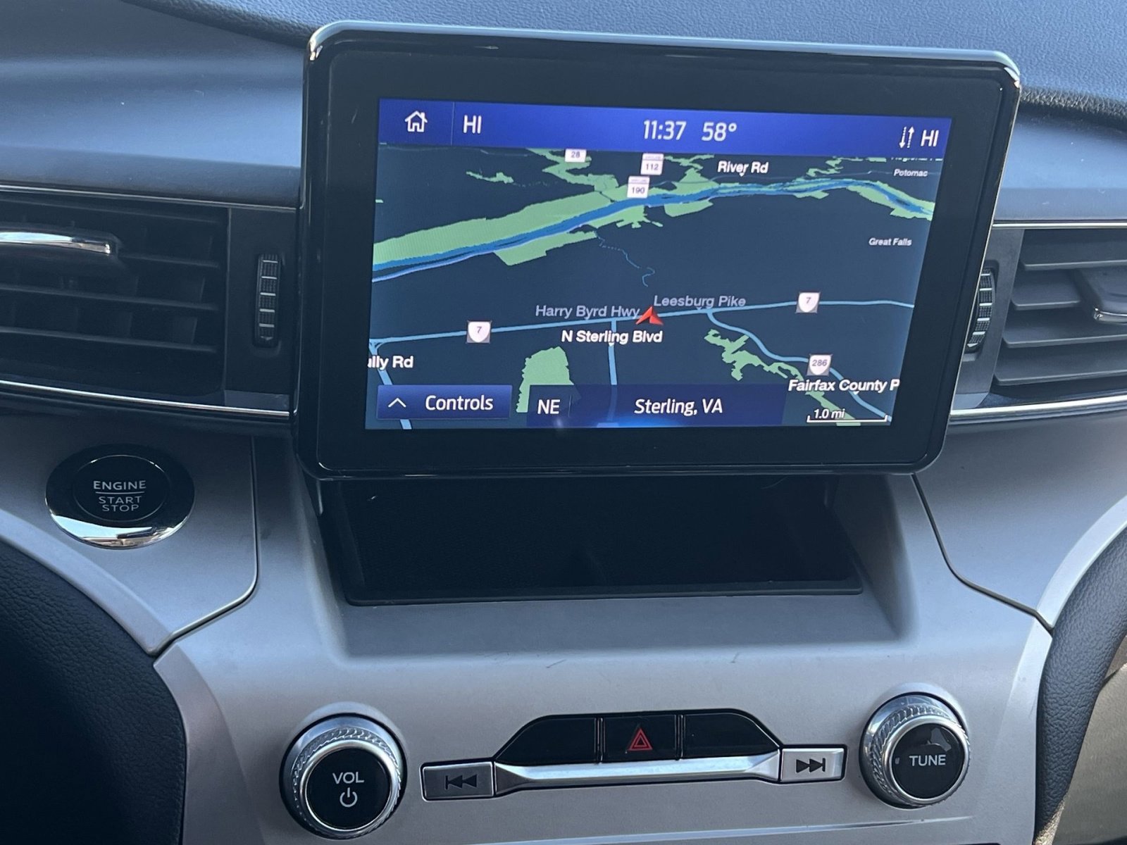 Certified 2023 Ford Explorer XLT w/ Equipment Group 202A image 18