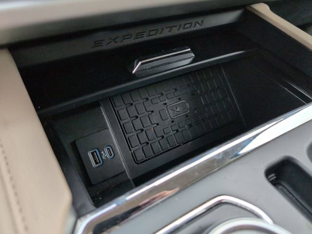 Certified 2024 Ford Expedition Max XLT image 33