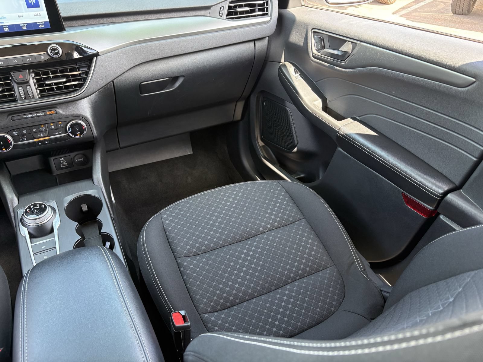 Certified 2025 Ford Escape Active AWD/4WD image 17