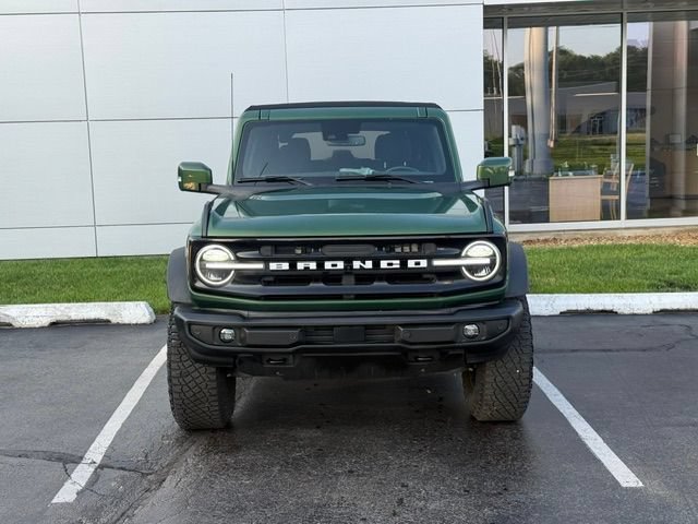 Certified 2023 Ford Bronco Outer Banks w/ Sasquatch Package AWD/4WD image 3