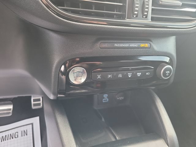 Certified 2023 Ford Escape ST-Line Elite AWD/4WD image 19