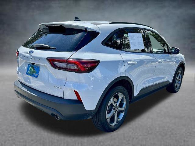 Certified 2025 Ford Escape ST-Line Select AWD/4WD image 5
