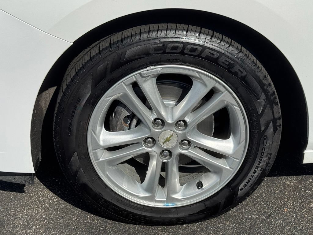 Used 2017 Chevrolet Cruze LT FWD image 43