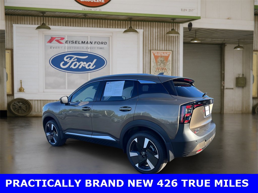 Used 2025 Nissan Kicks SR image 3