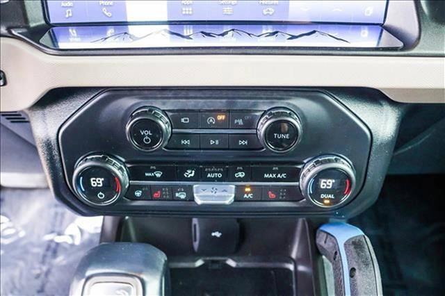 Certified 2023 Ford Bronco Wildtrak image 19